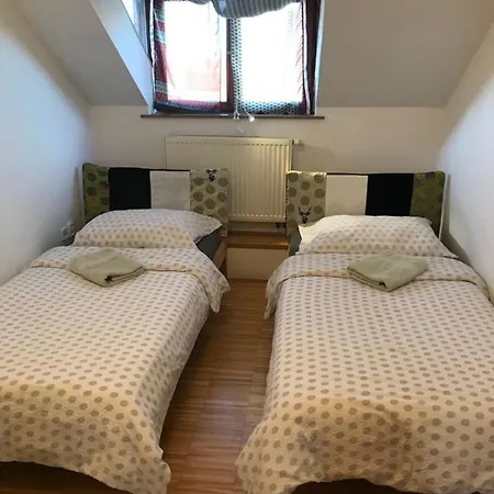 Slovinska 28 شقة