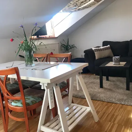 Lägenhet Slovinska 28 *